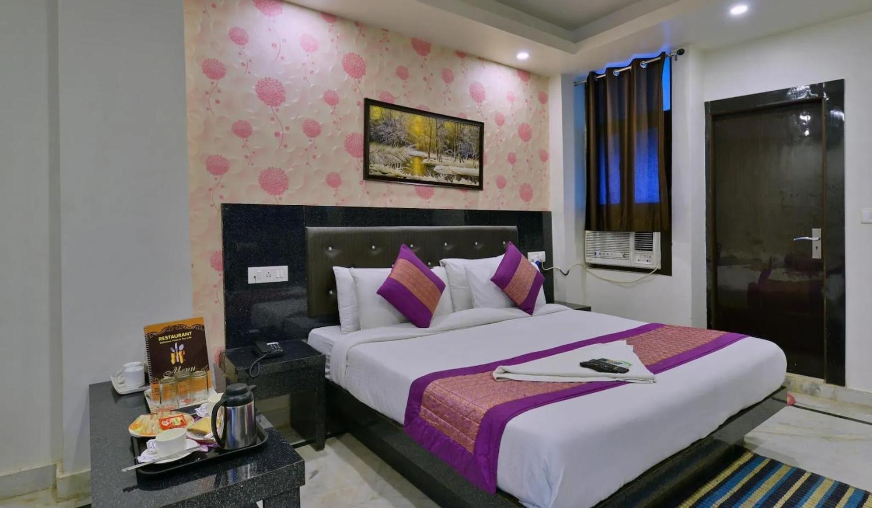Glace Stay Inn Near Igi Airport New Delhi Bagian luar foto