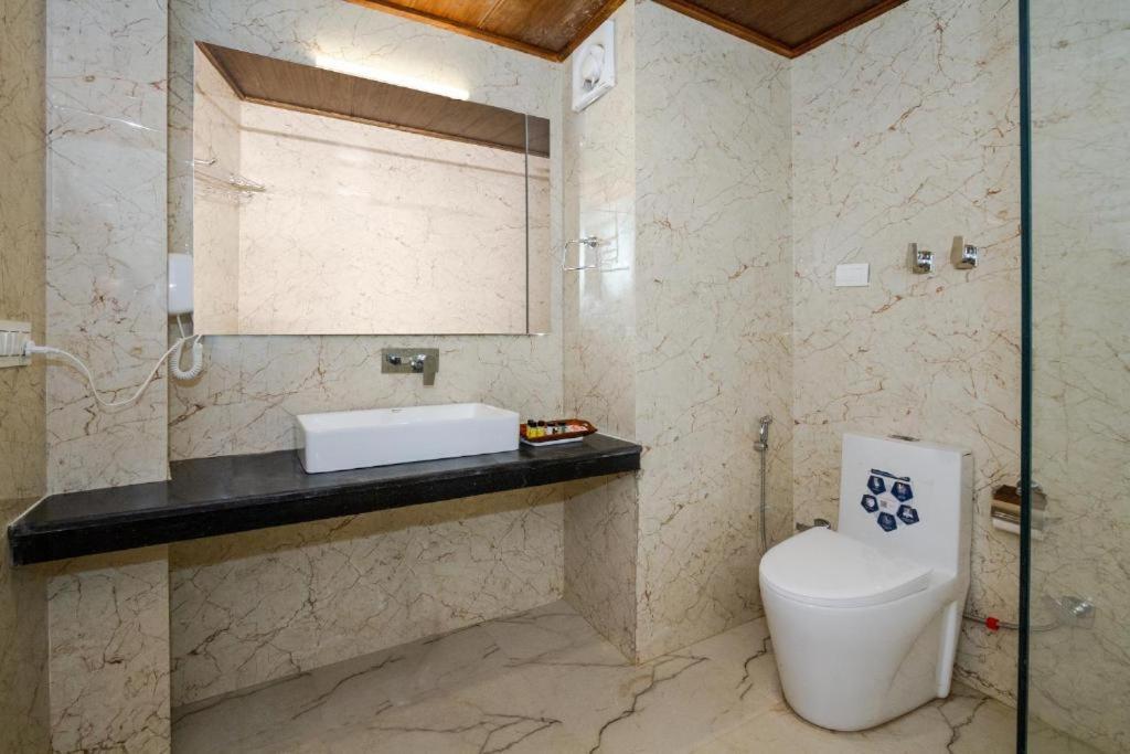 Glace Stay Inn Near Igi Airport New Delhi Bagian luar foto