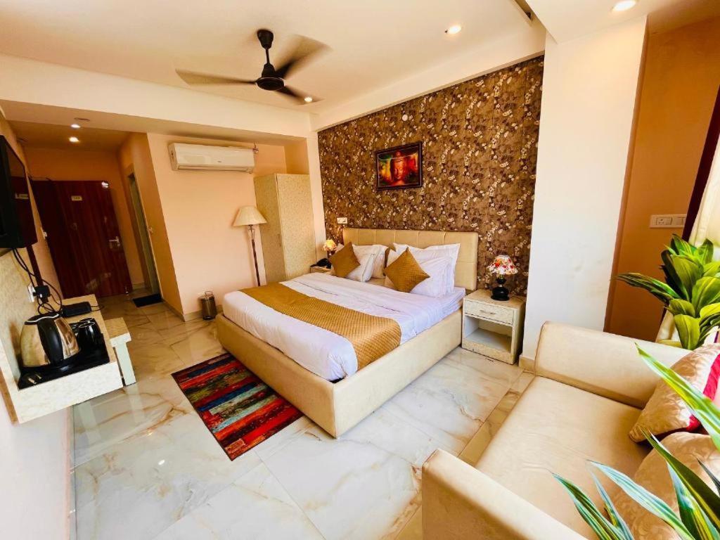 Glace Stay Inn Near Igi Airport New Delhi Bagian luar foto