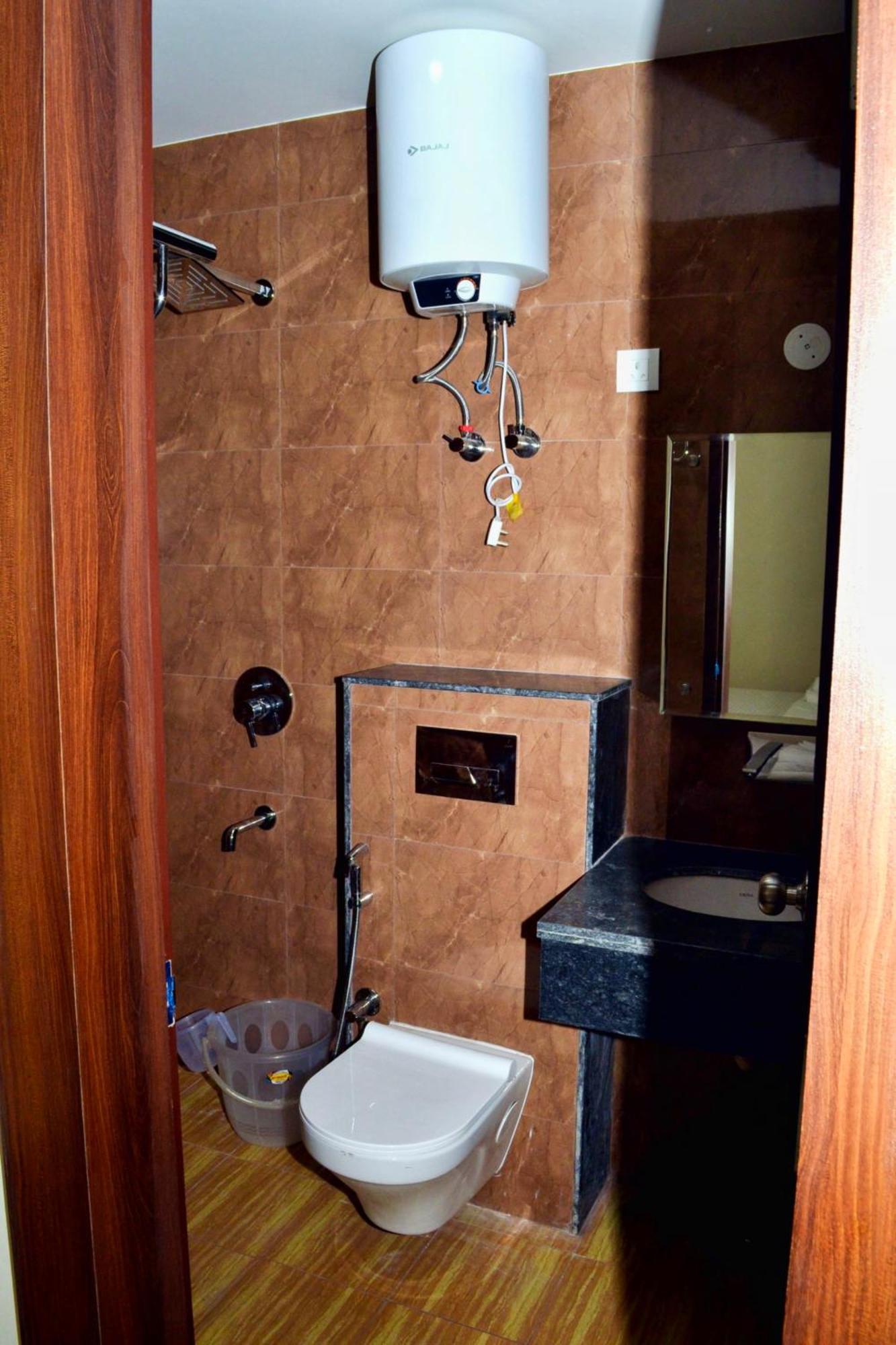 Glace Stay Inn Near Igi Airport New Delhi Bagian luar foto