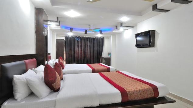 Glace Stay Inn Near Igi Airport New Delhi Bagian luar foto